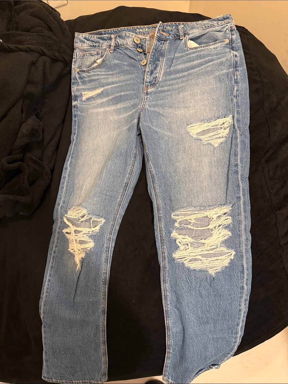 AE sz 8 tomgirl jean